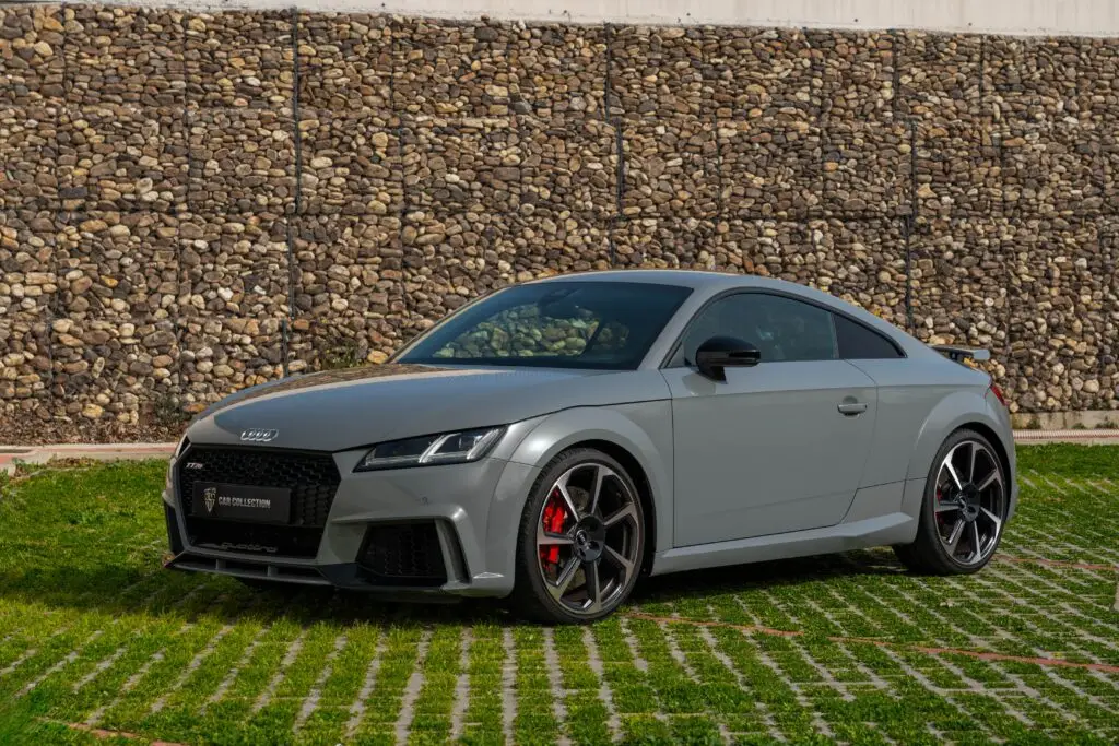 alt="coches deportivos de SS Car Collection"