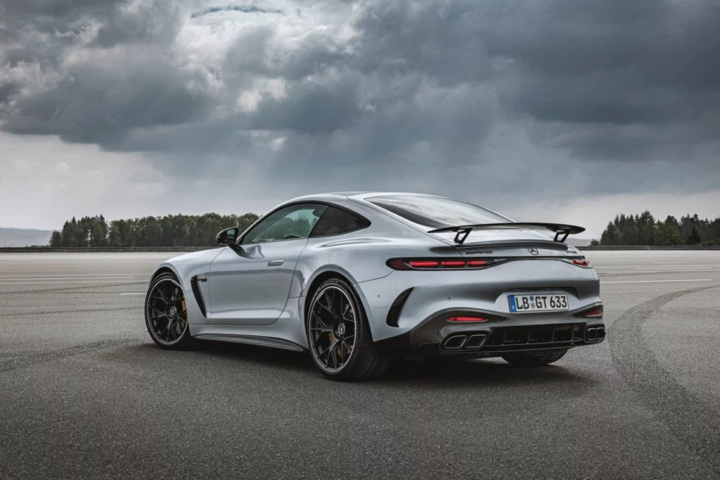 Alt="Mercedes-AMG GT 2024"