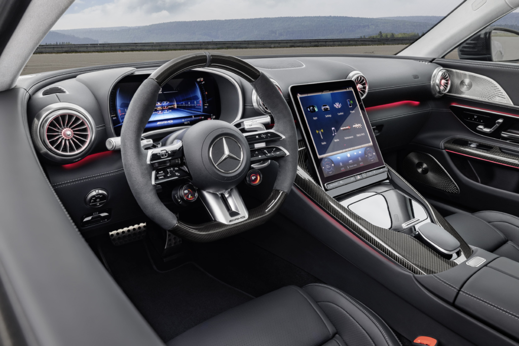 Alt="Mercedes-AMG GT 2024"